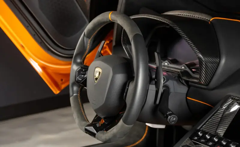 2020 Lamborghini Aventado photo 17