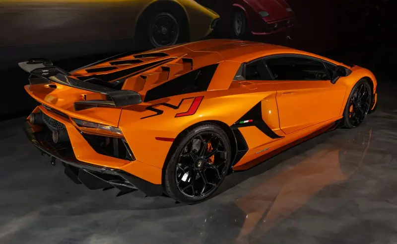 2020 Lamborghini Aventado photo 8
